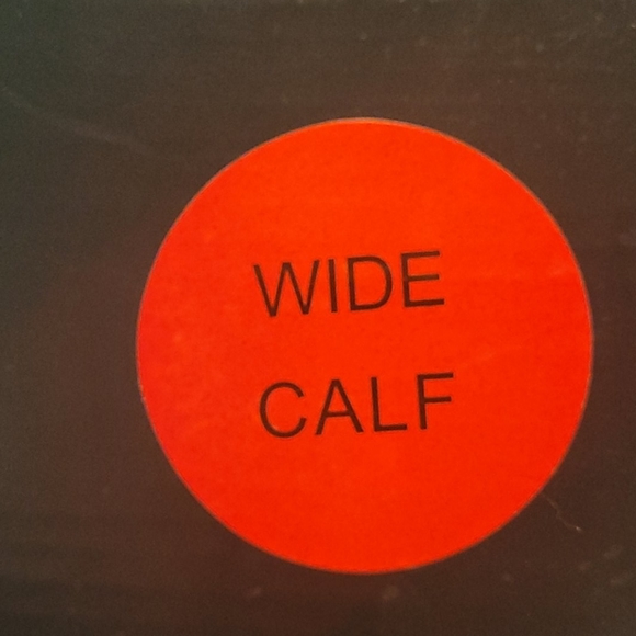 Ralph Lauren 'Mariah' Blk boots Size 7B wide calf - Picture 9 of 10